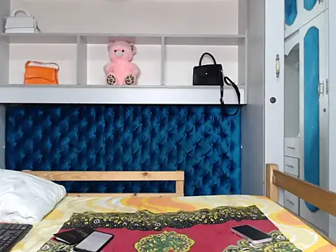 YoungDiva69 online show from 03-31-26, 07:05