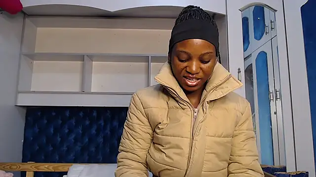 Snapshot of YoungDiva69 chatting on 03-02-26, 08:10 YoungDiva69 online show from 03-02-26, 08:10