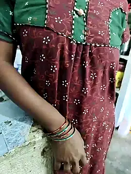 Snapshot of sweety006telugu chatting on 02-06-25, 10:14 sweety006telugu online show from 02-06-25, 10:14