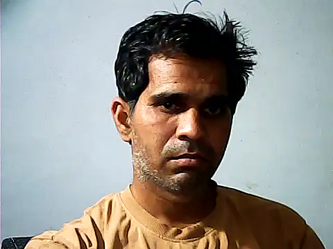 Snapshot of Nightservice27 chatting on 03-27-26, 05:14 Nightservice27 online show from 03-27-26, 05:14
