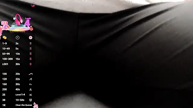 Wetandnaughtyxx online show from 10-21-25, 09:52