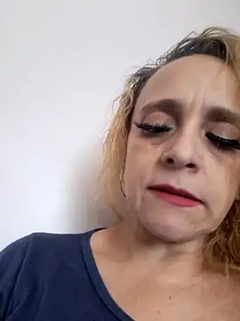 Snapshot of VICTORIAHANK_ chatting on 02-25-26, 06:41 VICTORIAHANK online show from 02-25-26, 06:41