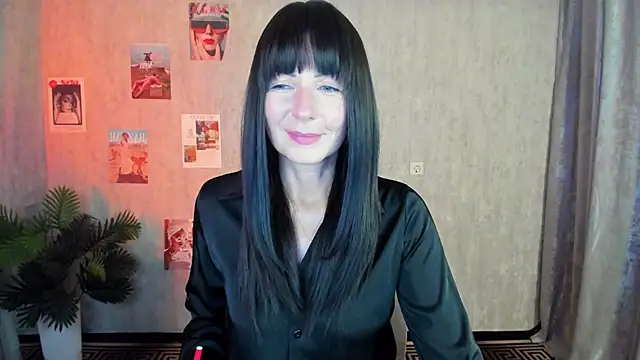 Snapshot of MonicaCheerful chatting on 10-03-25, 12:28 MonicaCheerful online show from 10-03-25, 12:28