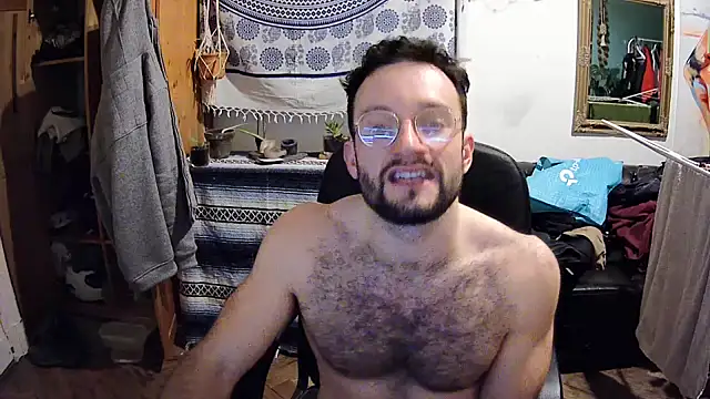 Snapshot of Kleinerabstecher chatting on 01-24-25, 06:46 Kleinerabstecher online show from 01-24-25, 06:46