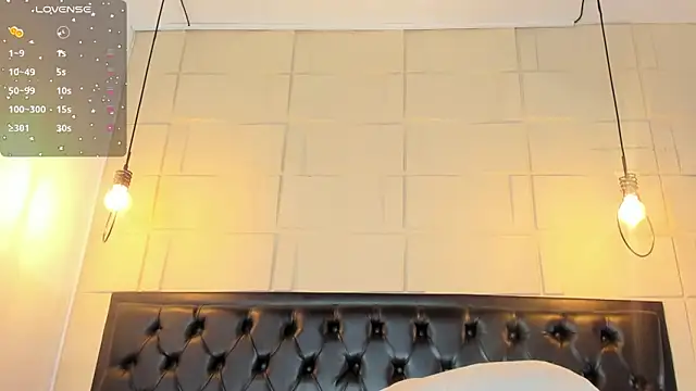 SamanthaMilann online show from 11-23-25, 08:19