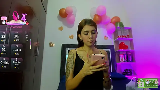 Nicol TransGirl online show from 05-15-26, 04:43