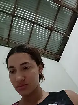 Snapshot of -Nicol chatting on 10-22-25, 10:04 -Nicol online show from 10-22-25, 10:04