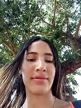 Snapshot of -Nicol chatting on 02-20-25, 08:47 -Nicol online show from 02-20-25, 08:47