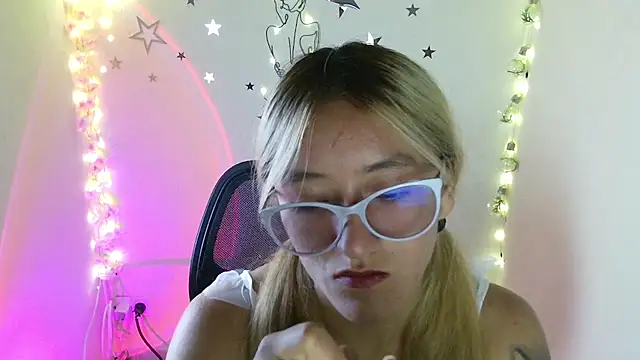 Lya1 ch online show from 05-08-26, 08:56