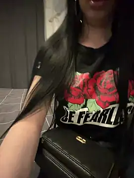 Snapshot of Robexxmia chatting on 02-06-26, 06:15 Robexxmia online show from 02-06-26, 06:15