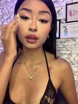 Miss karol online show from 03-06-26, 03:51