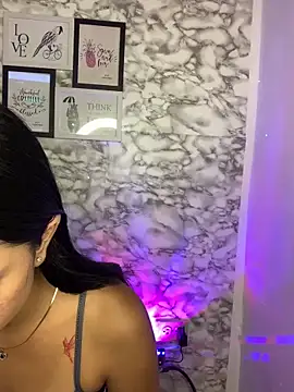 Miss karol online show from 12-18-25, 06:01