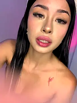 Snapshot of Miss_karol chatting on 10-24-25, 01:48 Miss karol online show from 10-24-25, 01:48