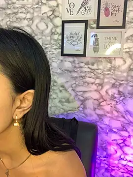 Miss karol online show from 02-05-26, 04:25