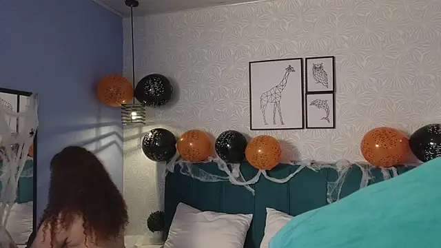 ninna curly online show from 10-24-25, 04:44