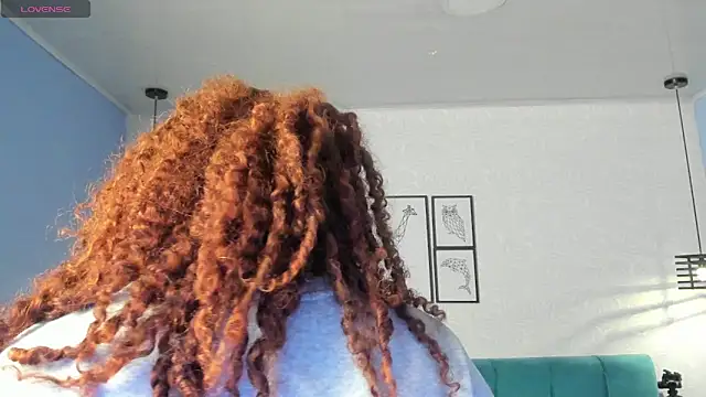 ninna curly online show from 04-25-26, 04:04