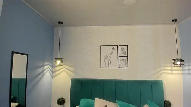 ninna curly online show from 11-10-25, 08:47