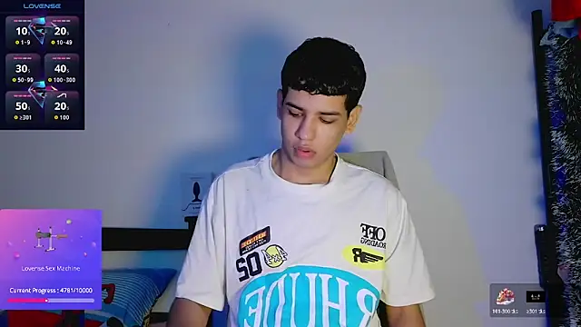 Snapshot of Santiago-Thompson chatting on 02-09-26, 07:34 Santiago-Thompson online show from 02-09-26, 07:34