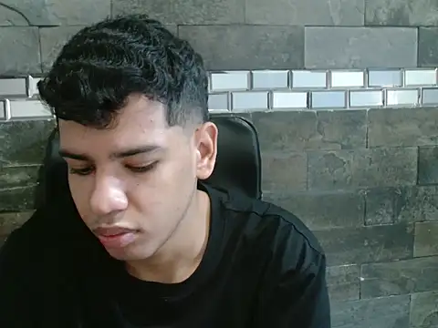 Santiago-Thompson online show from 11-02-25, 01:38