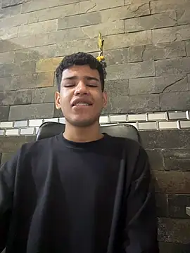 Santiago-Thompson online show from 11-10-25, 04:12