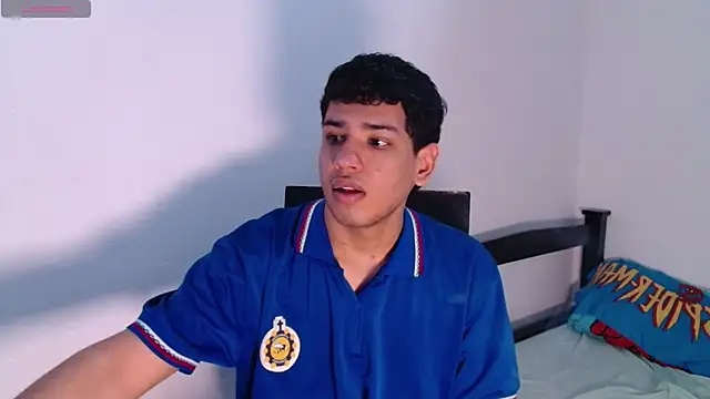 Snapshot of Santiago-Thompson chatting on 02-21-26, 06:10 Santiago-Thompson online show from 02-21-26, 06:10