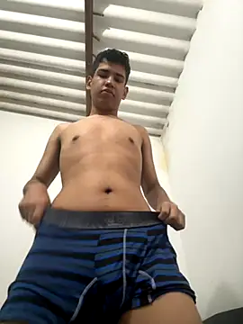 Santiago-Thompson online show from 10-09-25, 01:55