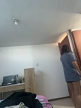 LiLy kIndly online show from 10-25-25, 01:23