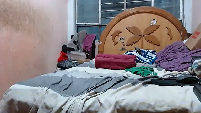 nakedlima online show from 02-10-26, 04:33