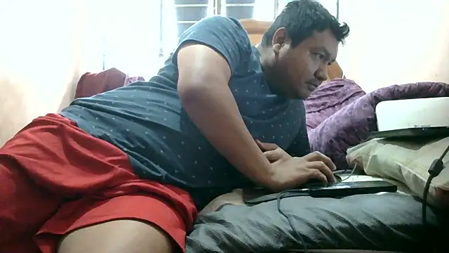Snapshot of nakedlima chatting on 09-10-25, 06:29 nakedlima online show from 09-10-25, 06:29