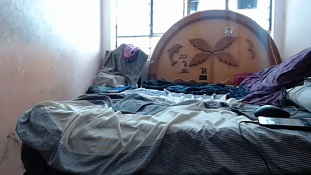 nakedlima online show from 12-21-25, 04:30