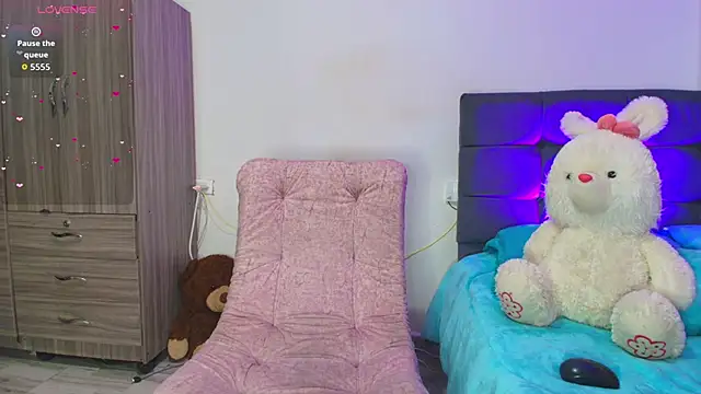 Sophie Astor online show from 06-16-26, 09:37