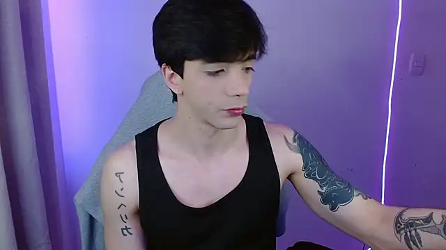 H3ll B0I online show from 04-23-26, 02:40