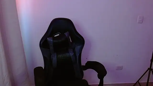 H3ll B0I online show from 03-22-26, 10:11