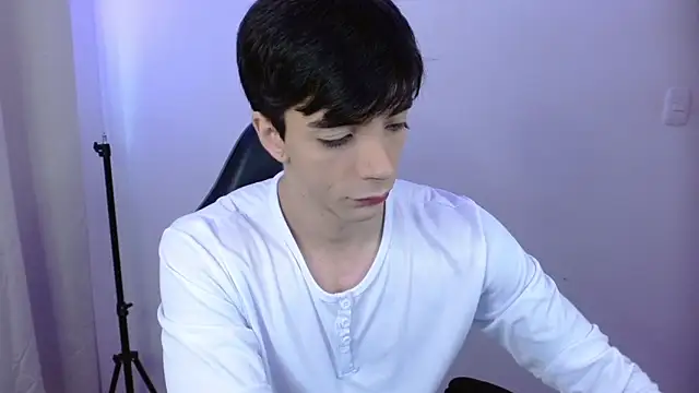 H3ll B0I online show from 03-13-26, 05:29