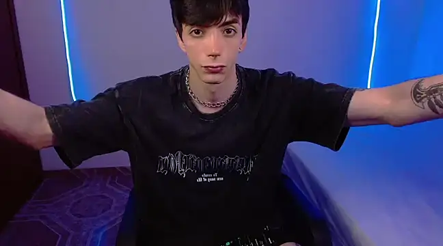 H3ll B0I online show from 02-26-25, 04:19