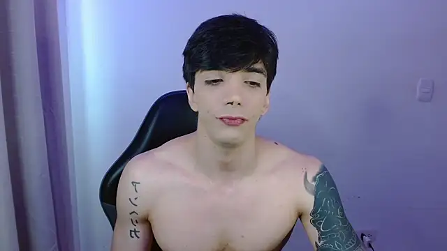 H3ll B0I online show from 04-21-26, 11:39