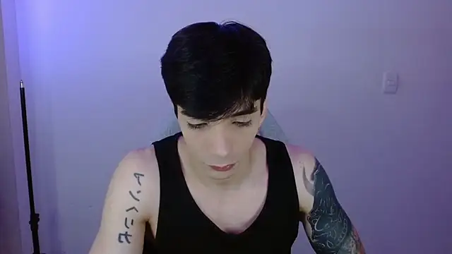 H3ll B0I online show from 03-26-26, 10:07