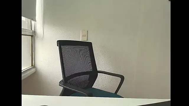 Alaiapink online show from 02-10-26, 04:06