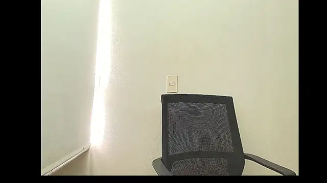 Alaiapink online show from 04-11-26, 04:43