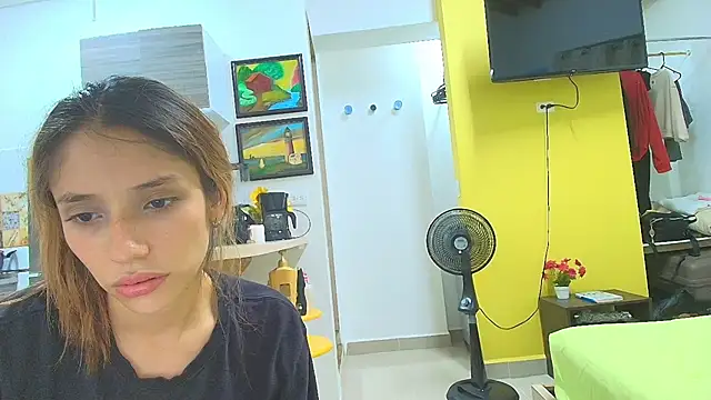 Alaiapink online show from 05-14-26, 01:35