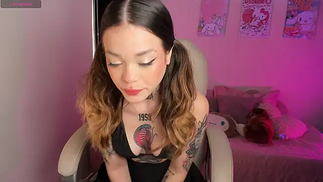 sabrinamoonie online show from 02-21-26, 12:40