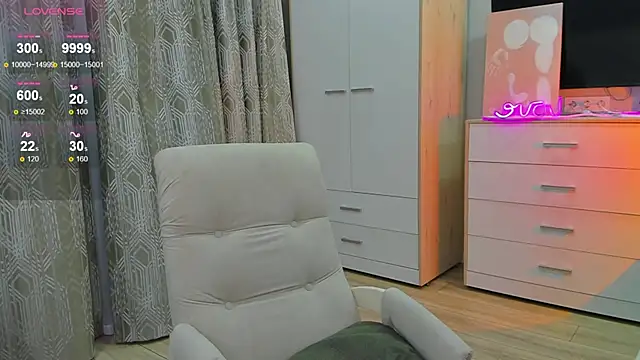  dkny  online show from 03-10-26, 05:39