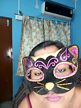 Snapshot of straightthing chatting on 10-14-25, 08:09 straightthing online show from 10-14-25, 08:09