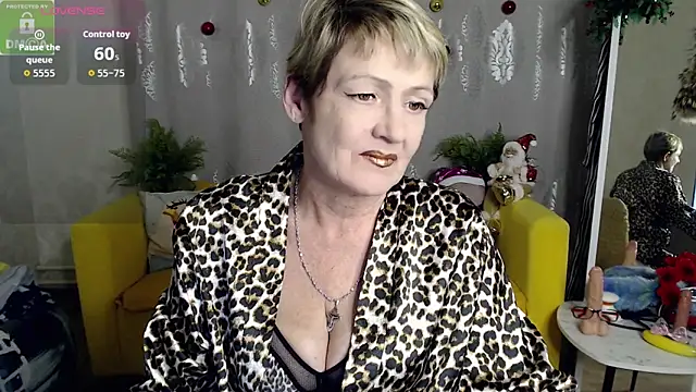 SexyGrandma  online show from 12-18-25, 03:49