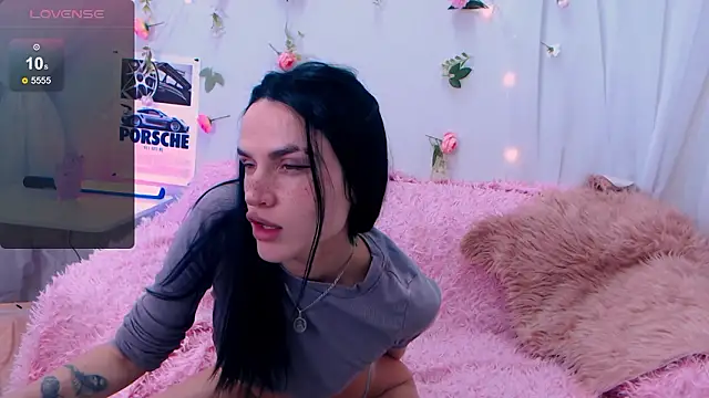 Holygirl  online show from 02-26-26, 02:11