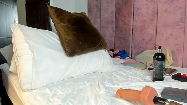 Annita001 online show from 01-06-26, 06:34