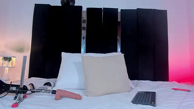 Annita001 online show from 10-14-25, 06:30