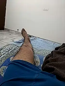 xmanrawan2 online show from 03-18-25, 05:23