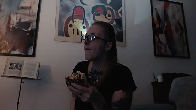 Astrid-Gilbert online show from 02-21-25, 09:00