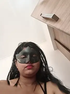 Snapshot of mahi69a chatting on 03-16-26, 05:44 mahi69a online show from 03-16-26, 05:44